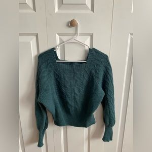 green soft sweater square neck